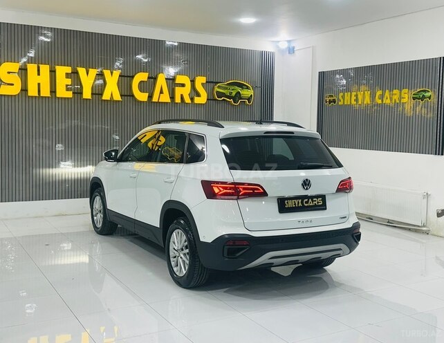 Volkswagen Taos-4