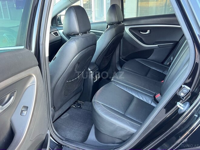 Hyundai i30-13