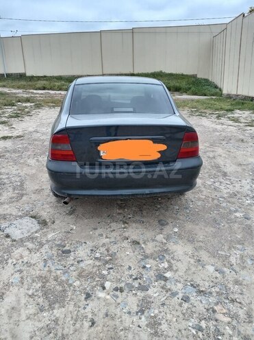 Opel Vectra-2