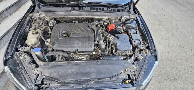 Ford Fusion (North America)-8
