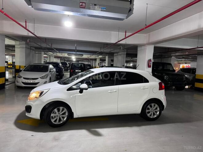 Kia Rio-5