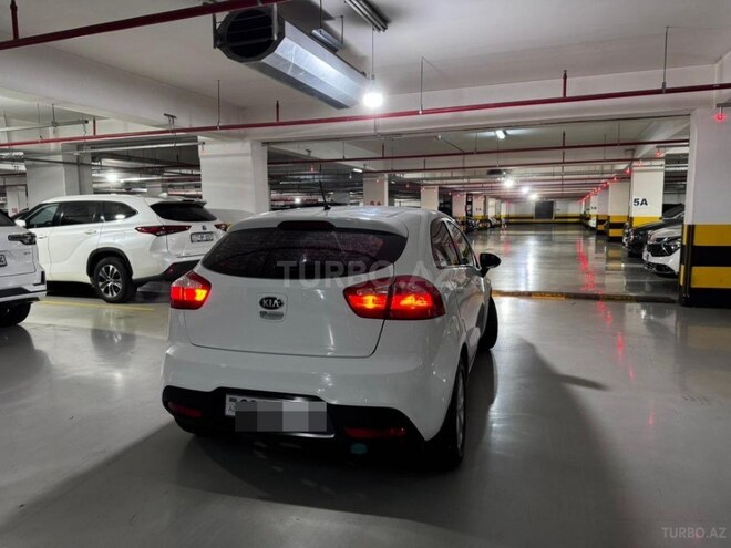 Kia Rio-6