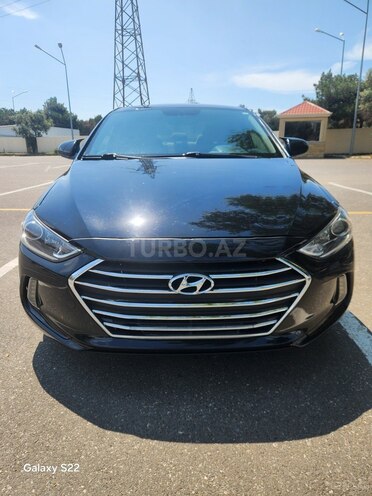 Hyundai Elantra-1