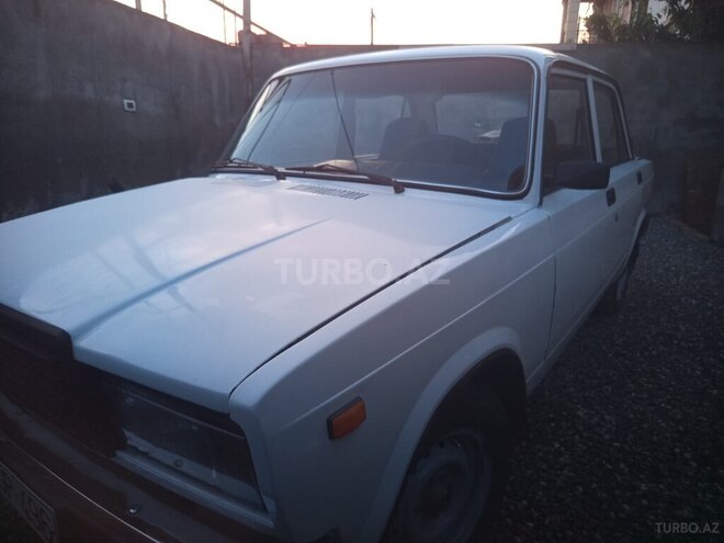 LADA (VAZ) 2107-3