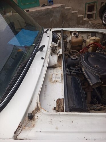 LADA (VAZ) 2107-4