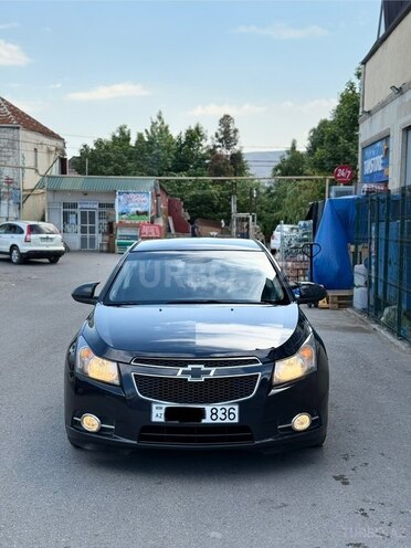 Chevrolet Cruze-1