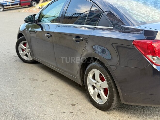 Chevrolet Cruze-9