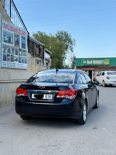 Chevrolet Cruze-5
