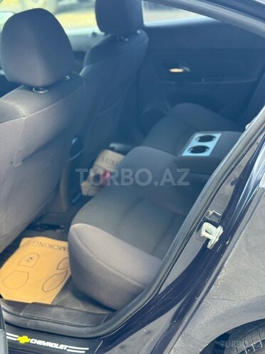 Chevrolet Cruze-6