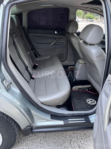 Volkswagen Passat-13
