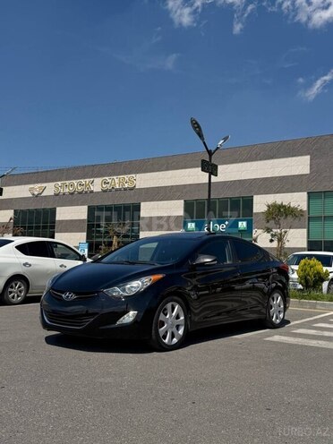 Hyundai Elantra-9