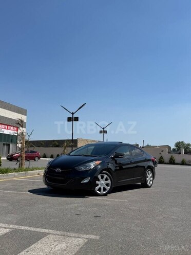 Hyundai Elantra-6