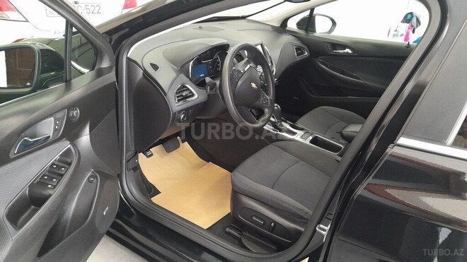 Chevrolet Cruze-14