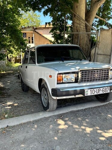 LADA (VAZ) 2107-2