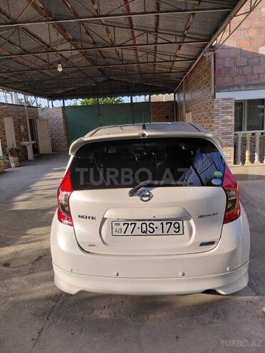 Nissan Note-5