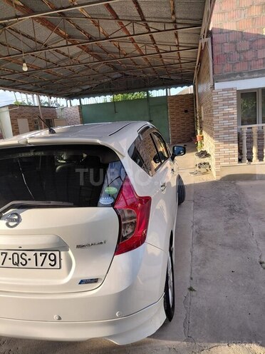 Nissan Note-7