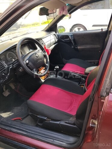 Opel Vectra-4