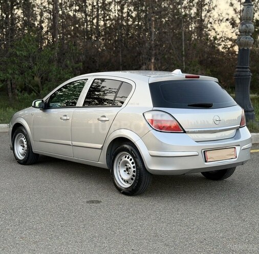 Opel Astra-4
