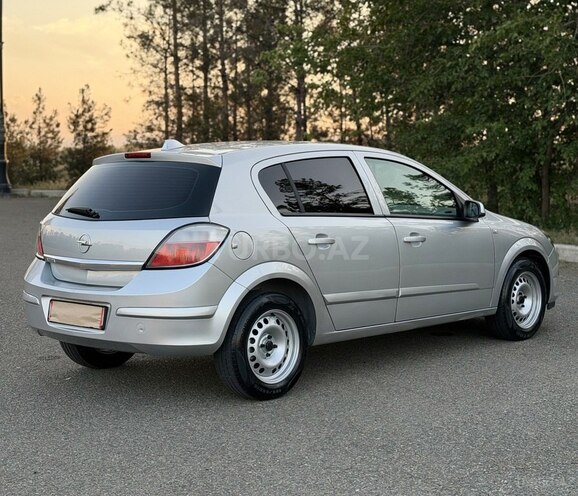 Opel Astra-3