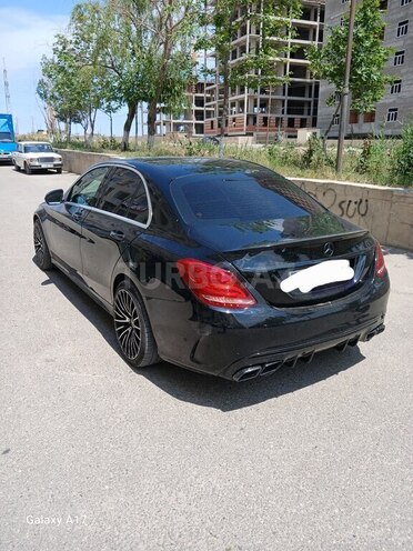 Mercedes C 300 4MATIC-3