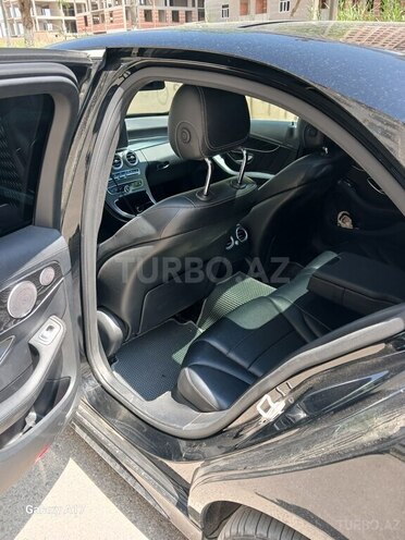 Mercedes C 300 4MATIC-7