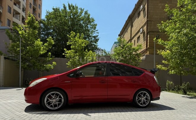 Toyota Prius-4