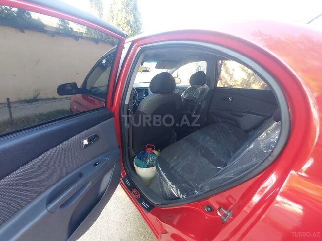 Kia Rio-15