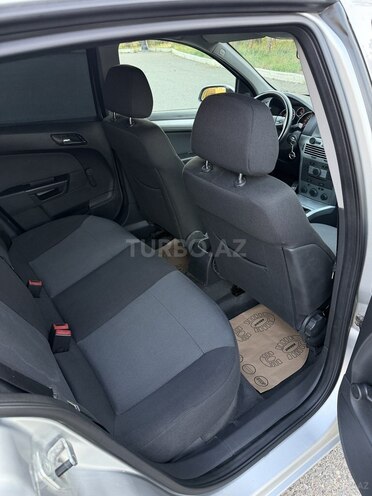 Opel Astra-8