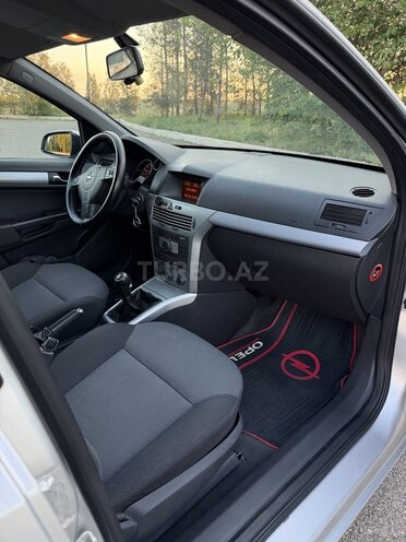 Opel Astra-9