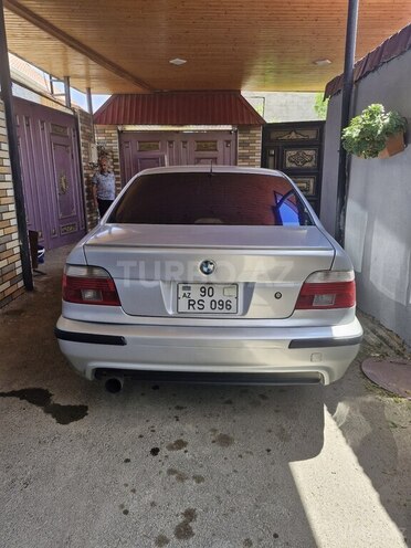 BMW 525-2