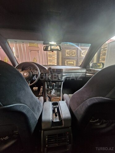 BMW 525-13