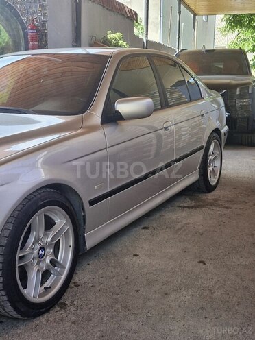 BMW 525-16