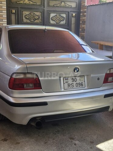 BMW 525-18