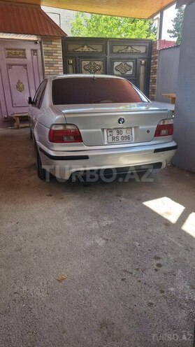 BMW 525-19