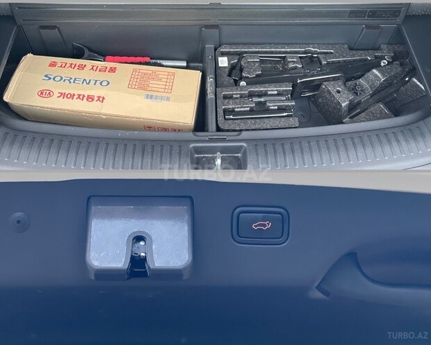 Kia Sorento-18