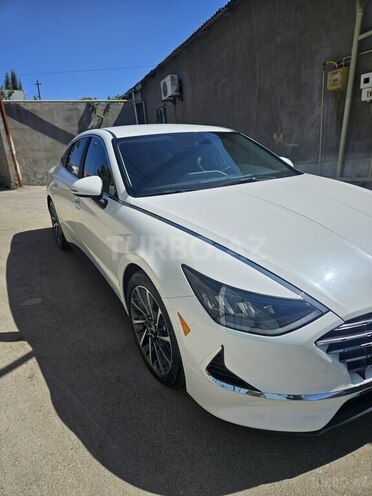 Hyundai Sonata-1