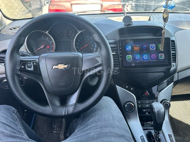 Chevrolet Cruze-5