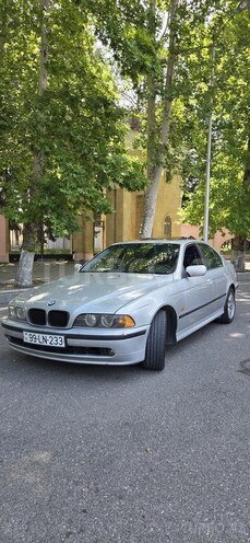 BMW 525-6