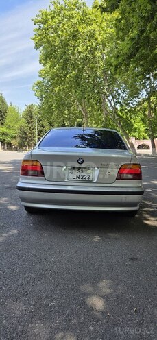 BMW 525-8