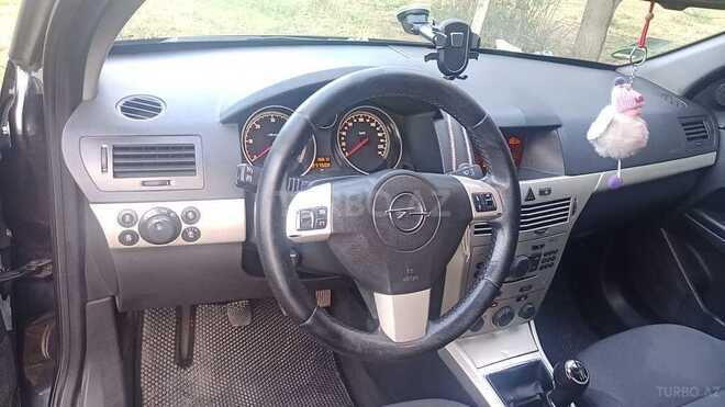 Opel Astra-9