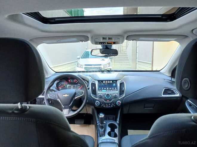 Chevrolet Cruze-15