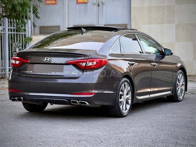 Hyundai Sonata-2