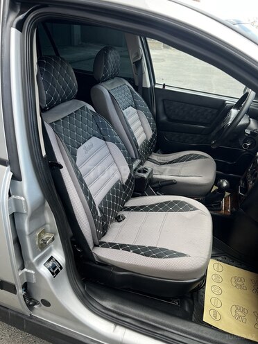 Opel Astra-10
