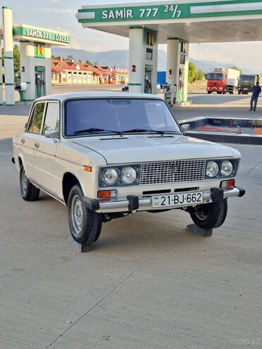 LADA (VAZ) 2106-7