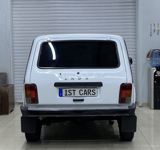 LADA (VAZ) Niva-9