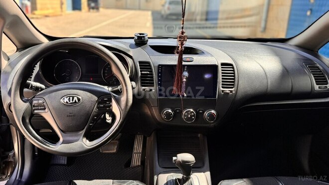 Kia Cerato-3
