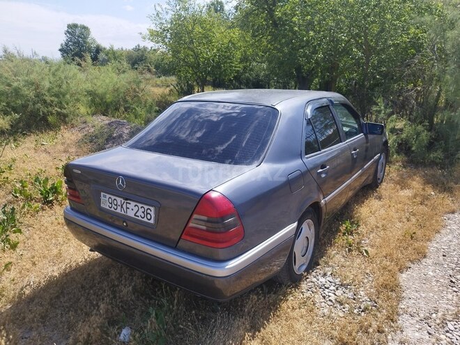 Mercedes C 180-8