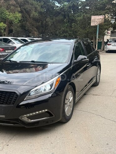 Hyundai Sonata-3