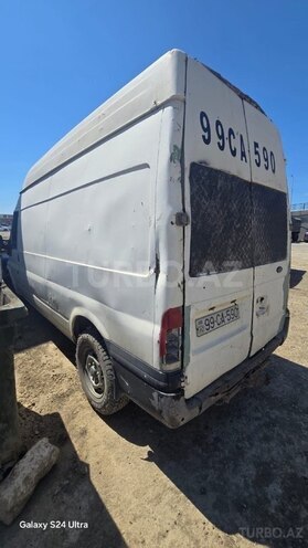 Ford Transit-2