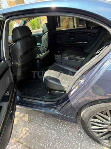 BMW 760-7